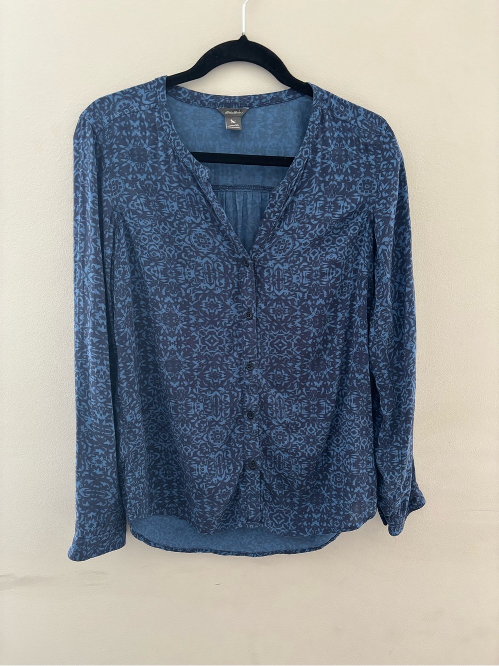 Eddie Bauer Women Blue Patterned Long-Sleeve Button Front Top Size XS